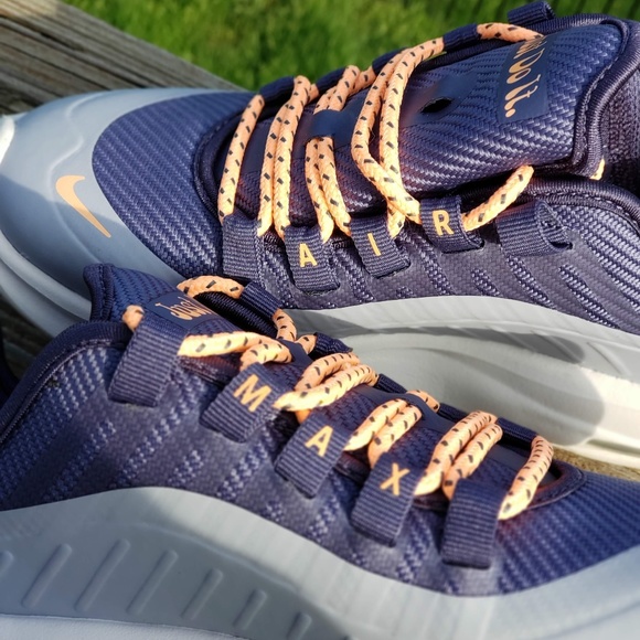 Nike Air Max Axis SE - Picture 4 of 7